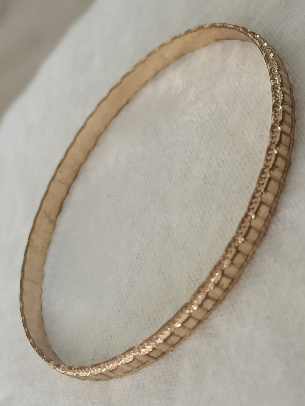 Gold Textured Women’s Bangle Bracelet
